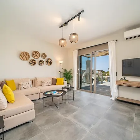 Marianna - Thea - * Argostolion