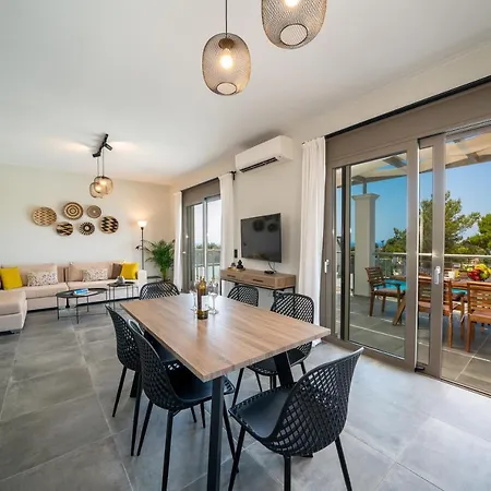 Marianna - Thea - فيلة أرغوستولي